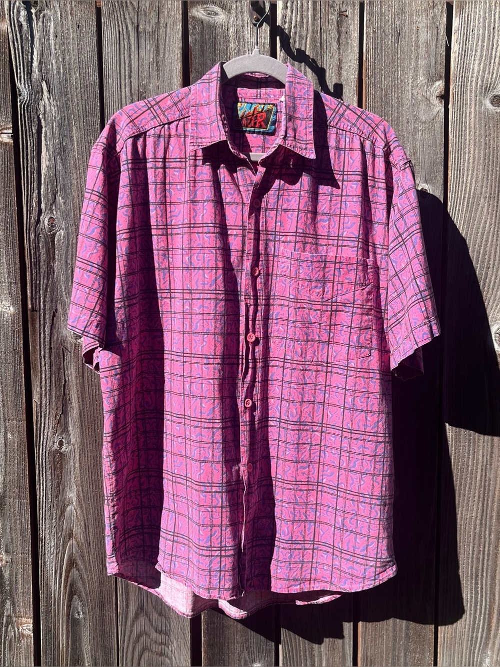 Blazer 1980’s vintage Pink Short-Sleeve button up shirt size medium